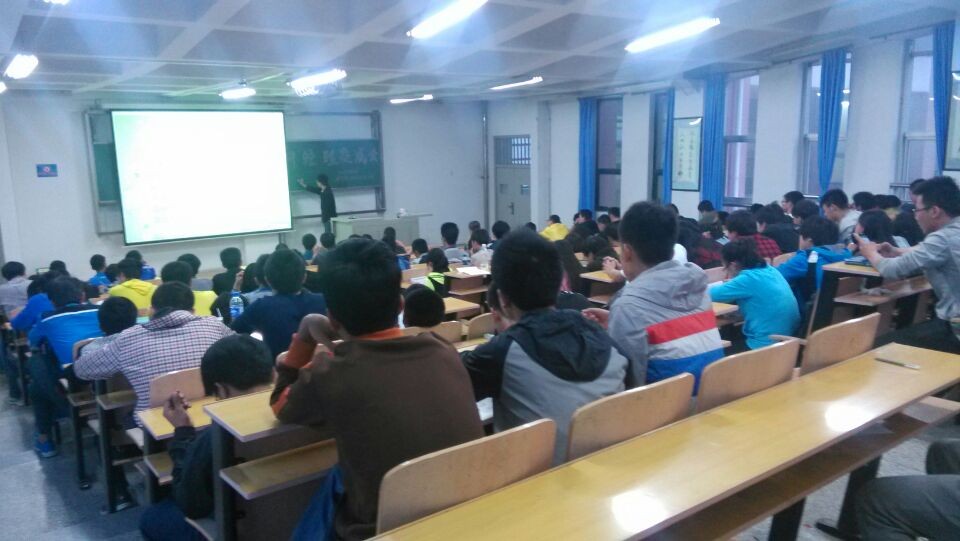 促进学风建设，必赢3003no1线路检测中心举行考研经验交流会
